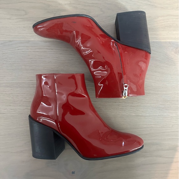 ACNE STUDIO red patent boots. Little scuff on inner left shoe.About 3in high - Picture 5 of 5